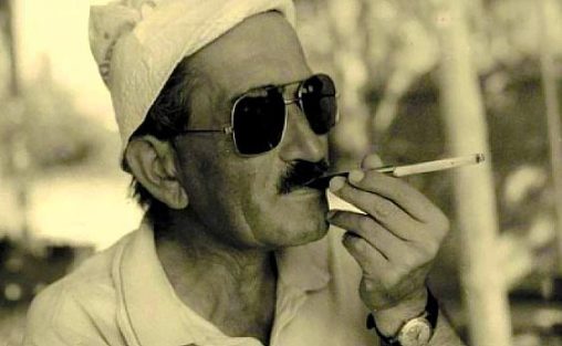 Şair Ece Ayhan Sigara İçerken